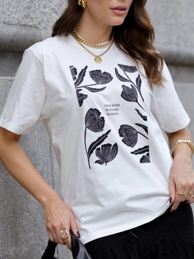 Flourish Black and White